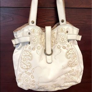 Lucky rarely large white and cream edging